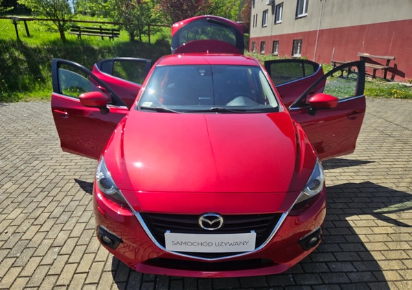 Mazda 3 cena 42900 przebieg: 211164, rok produkcji 2014 z Suchedniów małe 667